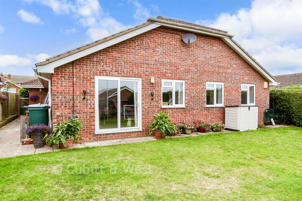 Roderick Avenue, Peacehaven, East Sussex - View 2