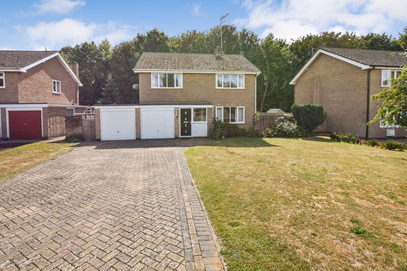 5-bed detached on Willoughby Drive, Empingham, £525,000
