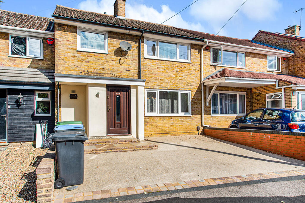 Main image of property: Eastwick Row, Hemel Hempstead, Hertfordshire, HP2