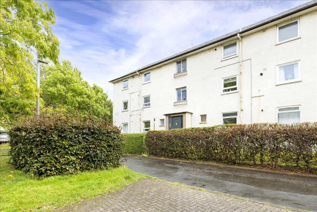 Main image of property: 8/5 Summertrees Court, Edinburgh, EH16