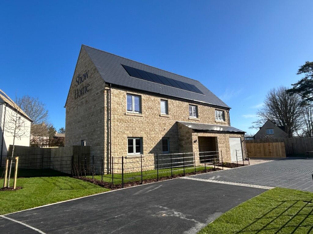 Main image of property: Worwell Rise,
Tetbury,
GL8 8GE