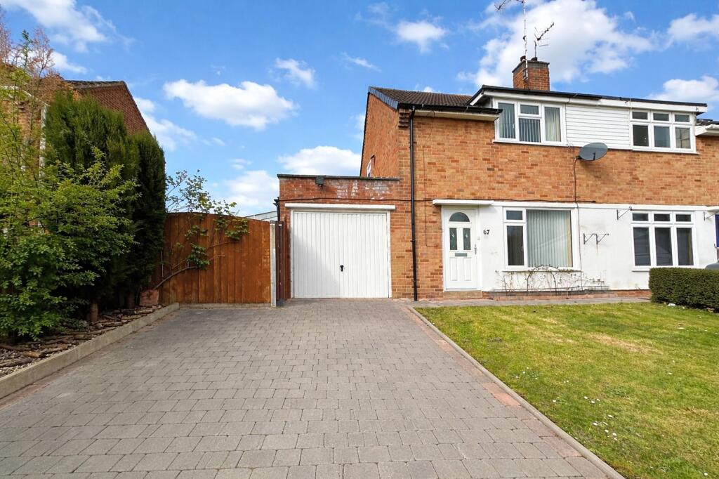 2-bed semi-detached on Cherry Orchard, Pershore, WR10, £275,000