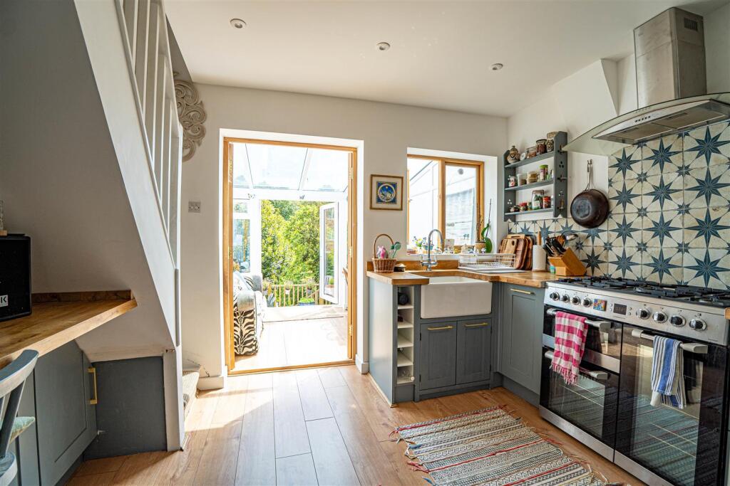 2-bed terraced on Harold Road, Hastings, £315,000