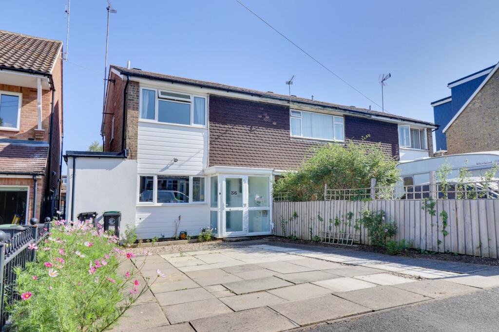 3-bed terraced on Sheering Mill Lane, Sawbridgeworth , CM21, £425,000