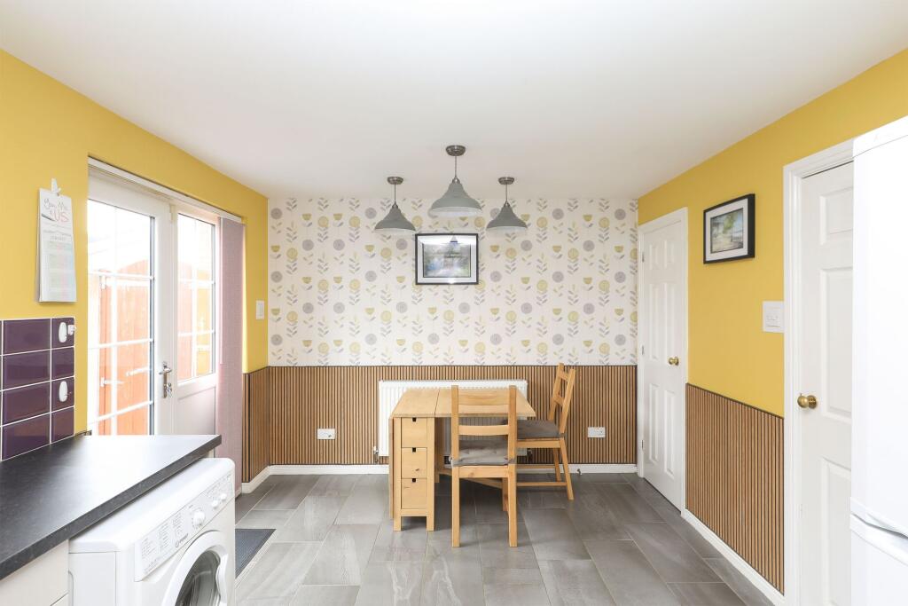 House in Chesterfield, Staveley CP - More