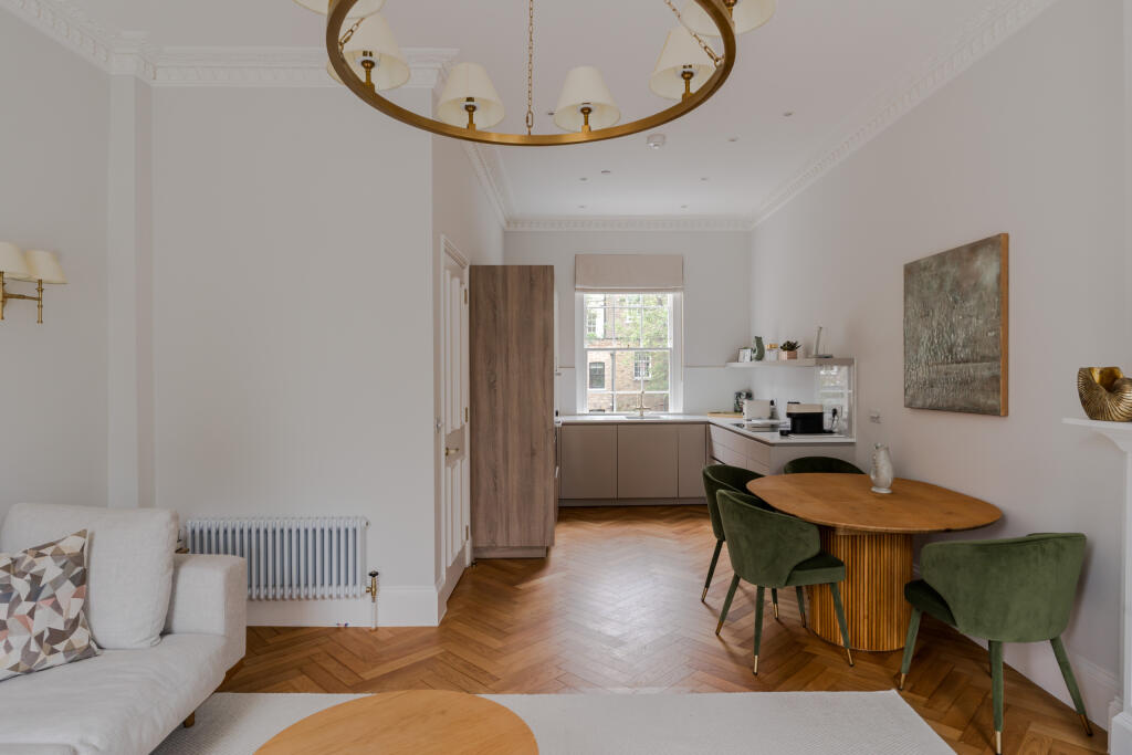 Apartment in London, Westbourne Green, Bayswater - More