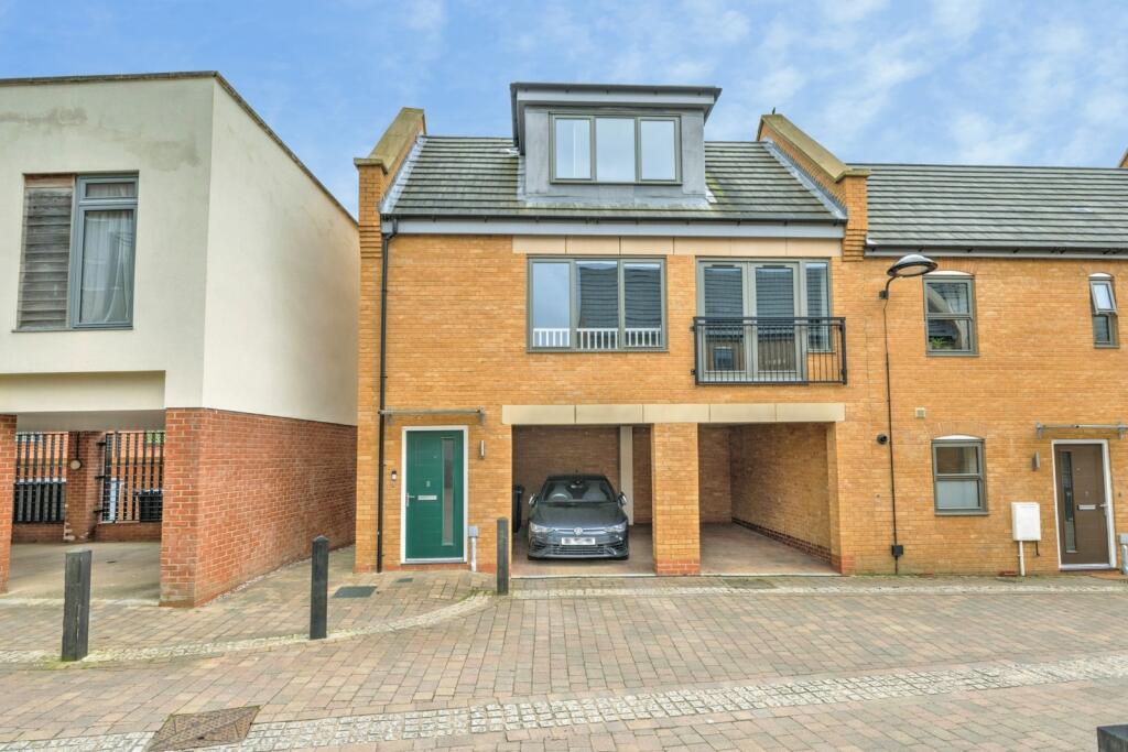 Main image of property: Strobel Mews, Upton, Northampton, Northamptonshire, NN5