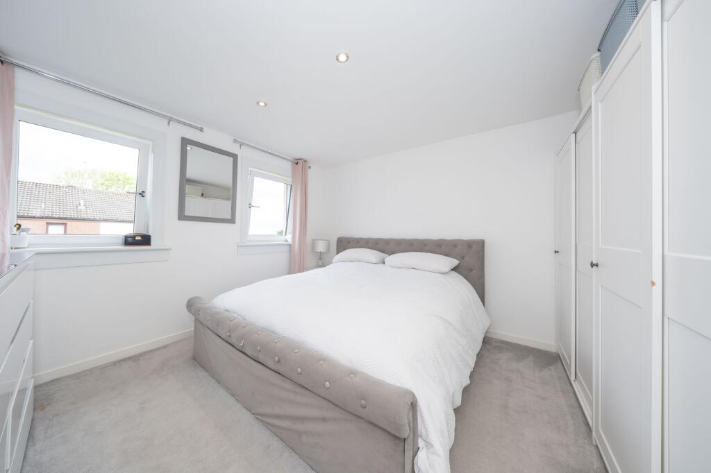 House in East Calder, West Lothian - View 4