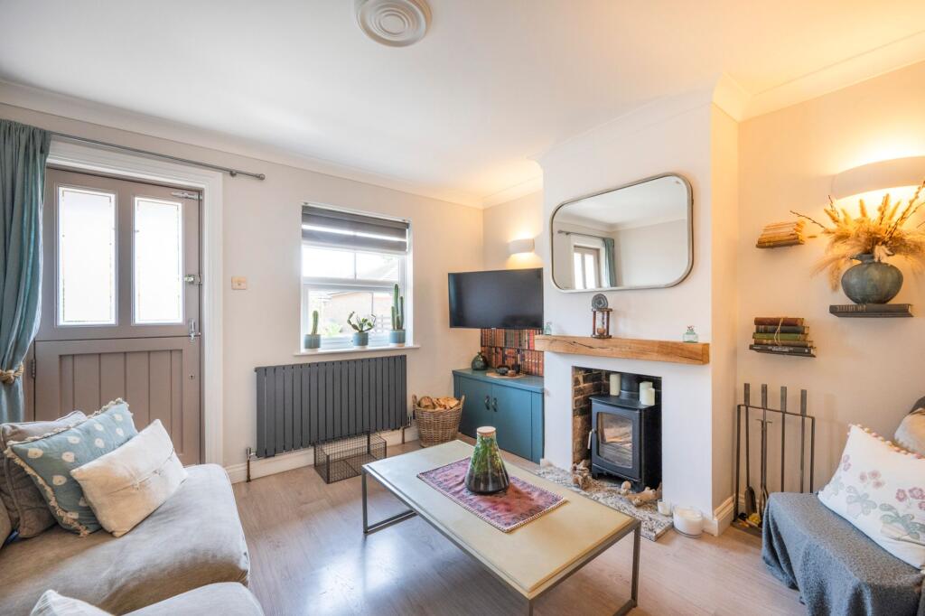 House in Wokingham - View 3