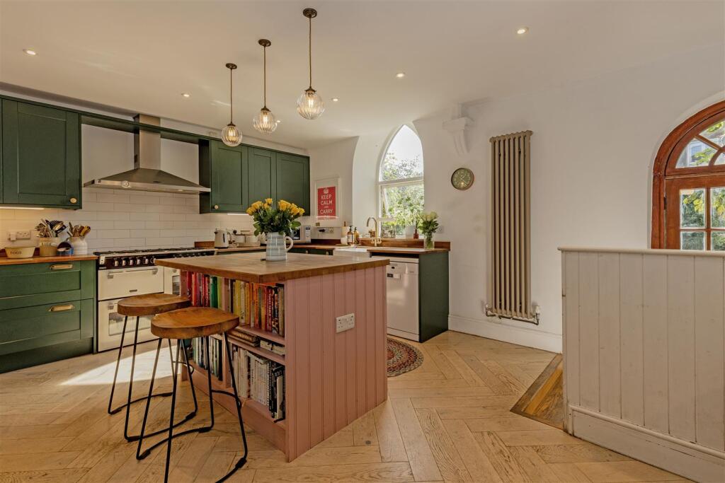 House in Stockport - View 4