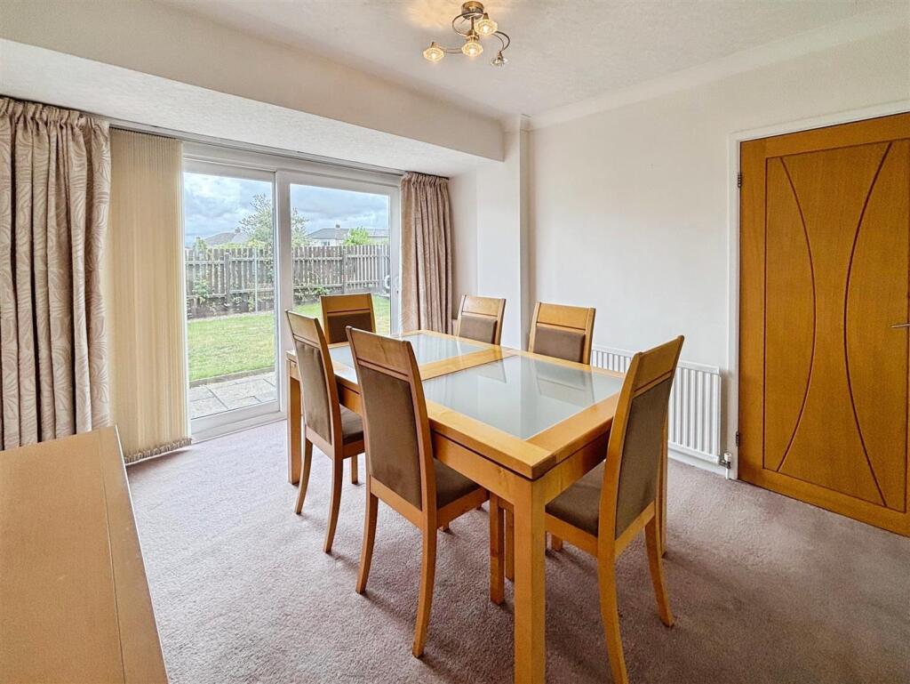 Greenville Drive, Low Moor, Bradford, BD12 0PP photo 5