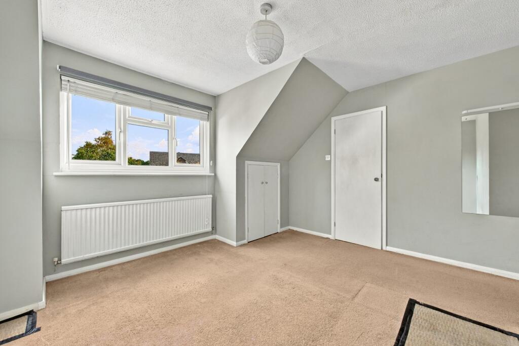 House in Guildford, Surrey - View 5