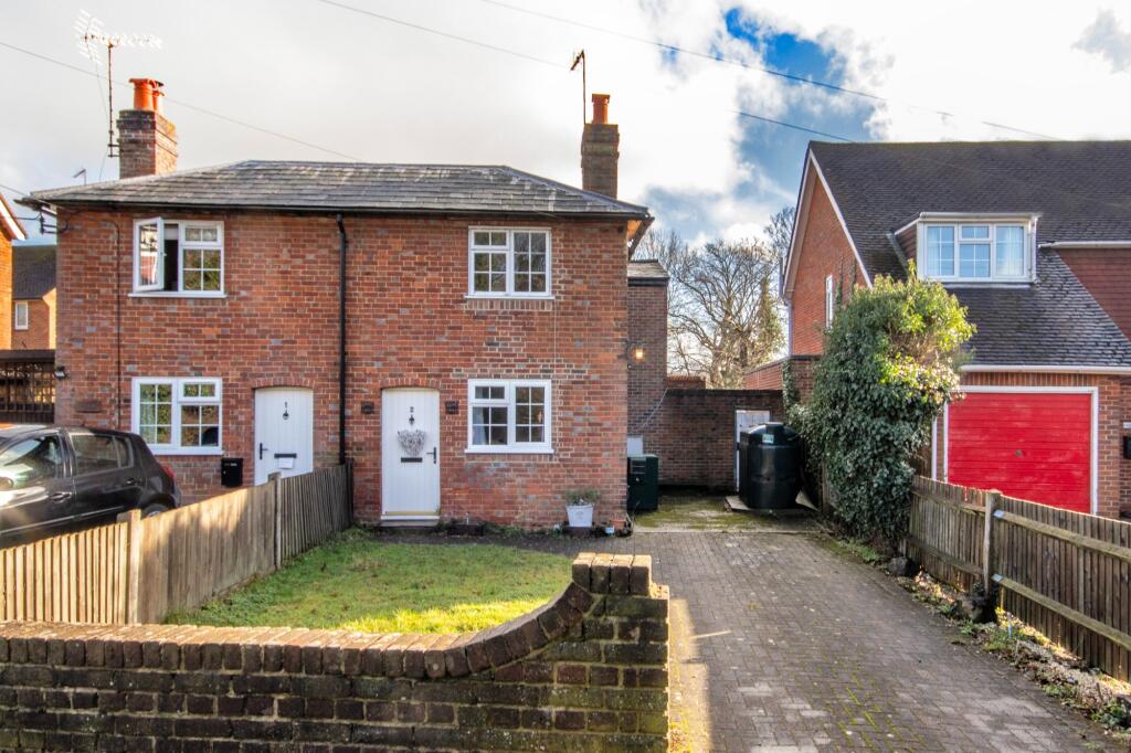 Main image of property: Hillside Cottage, Four Elms Road, Four Elms, Edenbridge