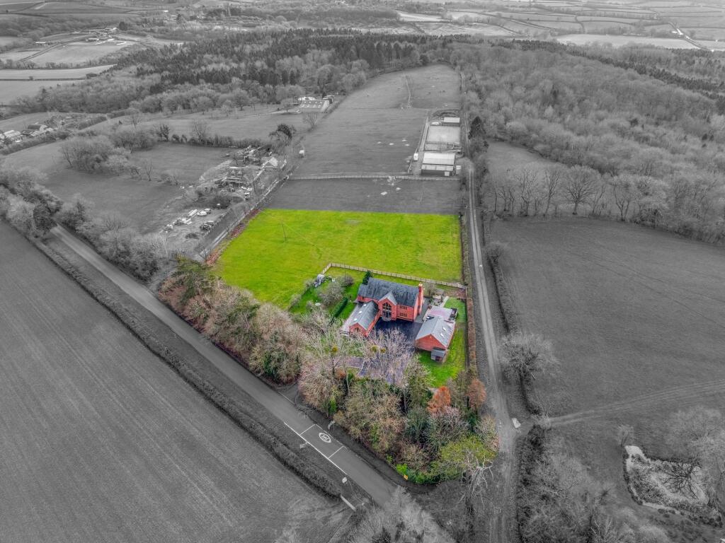 Low Road, Church Lench, WR11 photo 2
