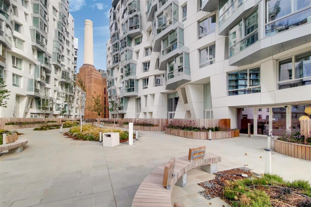 Holmby House, 2 Prospect Way, London photo 2
