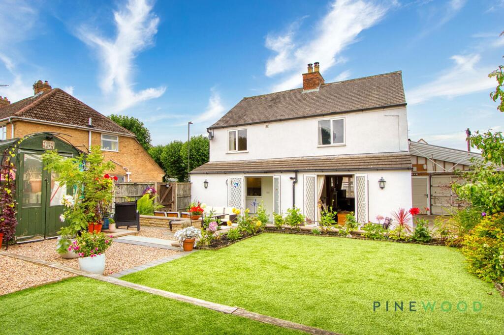 Main image of property: The Green, Hasland, Chesterfield, Derbyshire S41 0JT