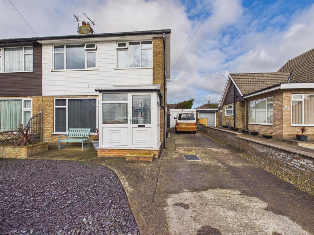 Main image of property: Marton Road, Bridlington