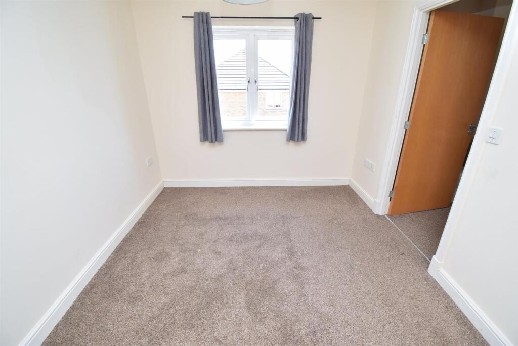 Moorcroft Court, Ossett, WF5 9EY - Bild 6