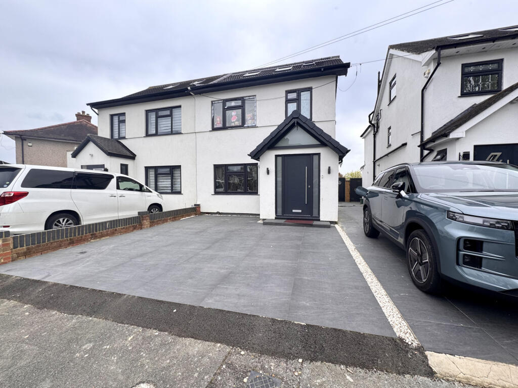 Main image of property: Weymouth Road, Hayes, UB4