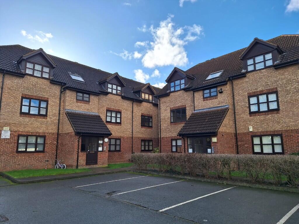 Main image of property: Milliners Court, The Croft, Loughton, Essex, IG10