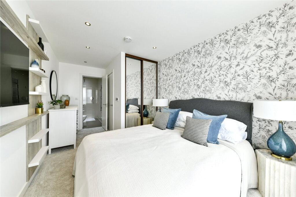 Apartment in London - More