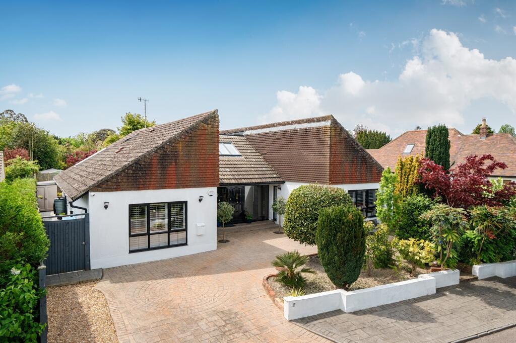 Main image of property: Elm Grove, Barnham, PO22