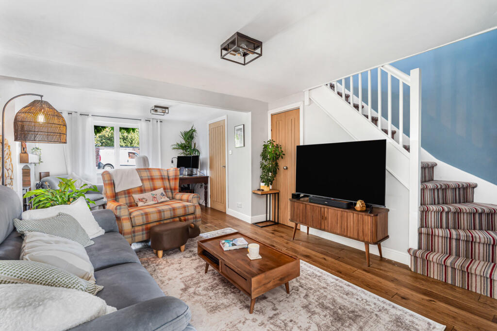 House in Gloucester - View 3