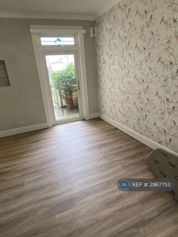 House in Sheerness, Marine Town - View 4