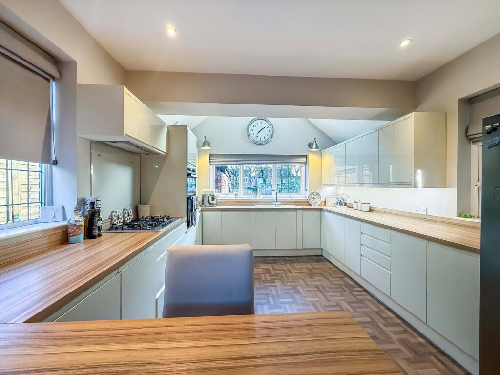 Liverpool Road, Southport, PR8 3BN - View 3