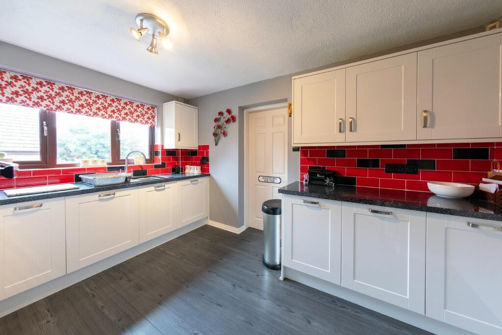 House in Dudley, Wrens Nest, Woodsetton - View 5
