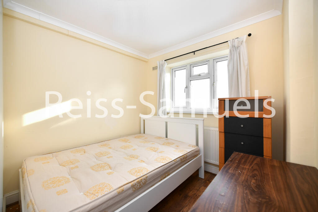 5 bedroom terraced house for rent