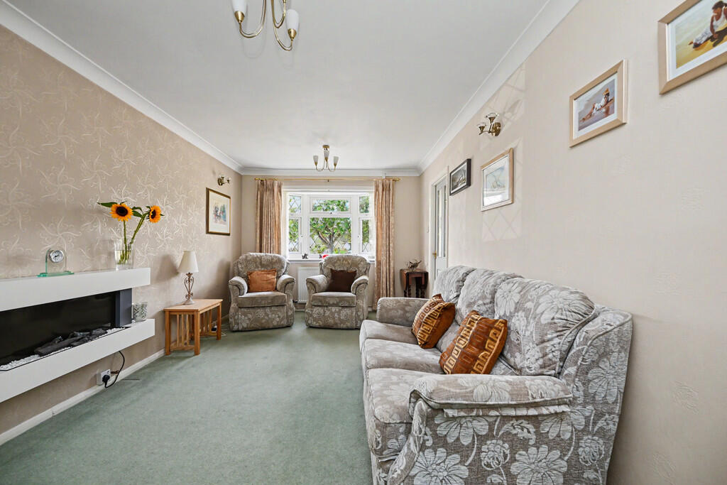Hawlands, Brownsover, Rugby photo 3