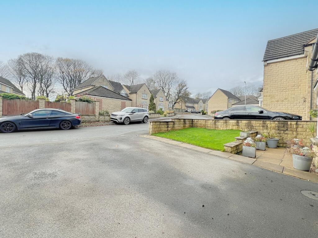 Additional image 35 of Grebe Close, Clayton Heights, Bradford, BD6