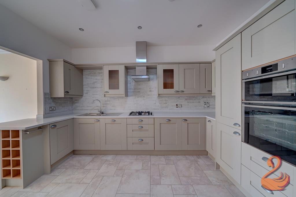 Additional image 3 of High Street, Bidford-on-avon