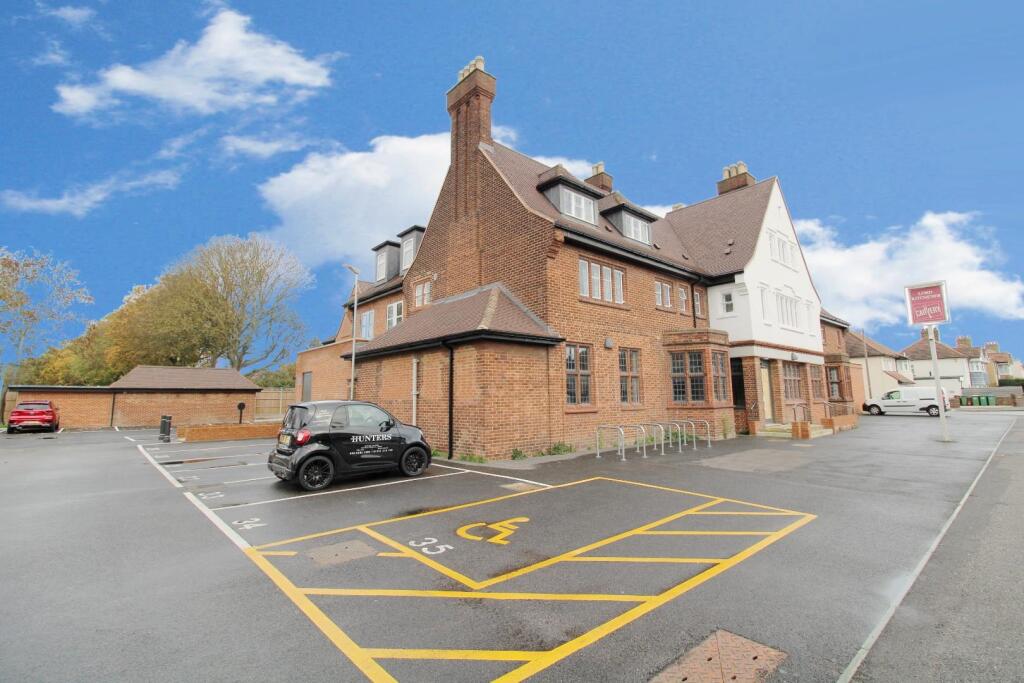 Main image of property: Wrotham Road, Welling