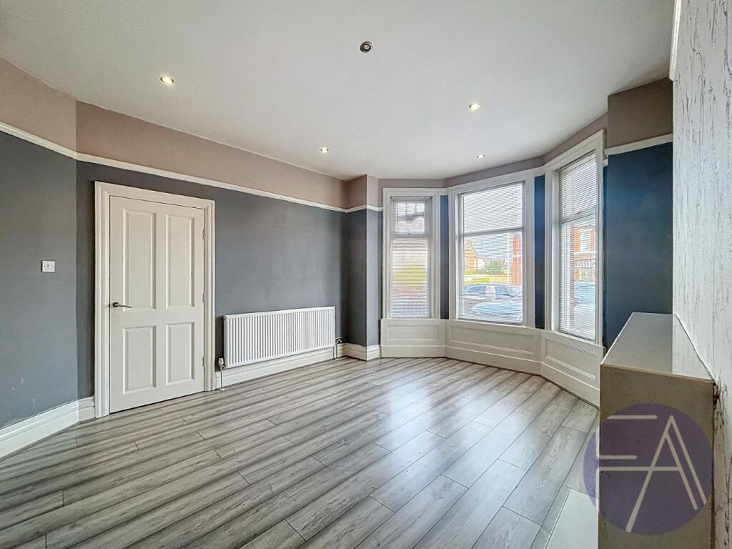 Farnborough Road, Southport, Merseyside, PR8 3DF - View 4