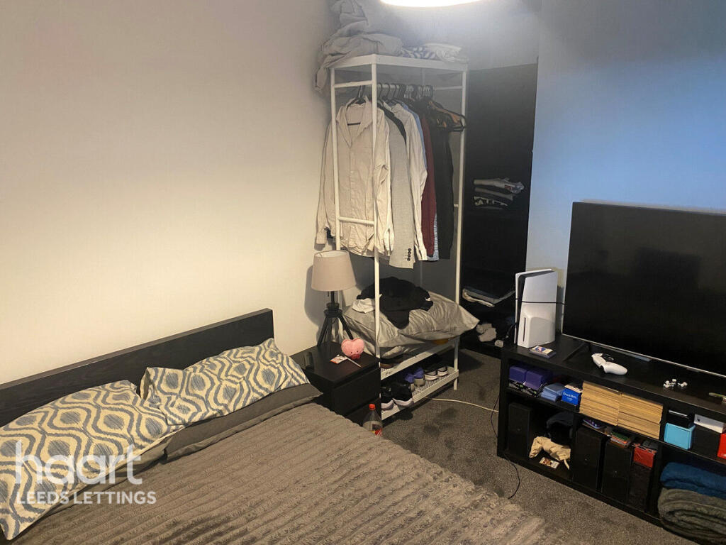 Main image of property: Cross Green Lane, Leeds