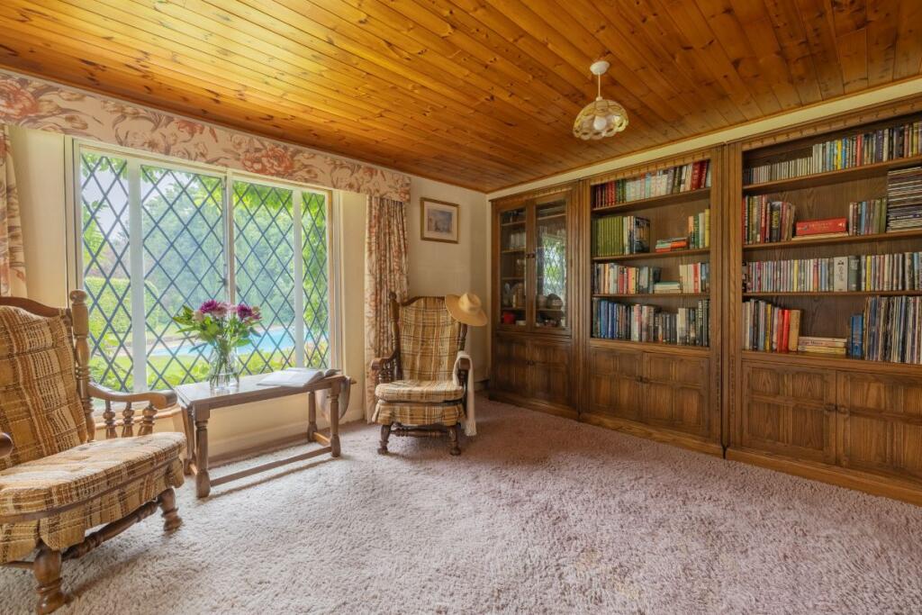 Main image of property: Knowle Lane, Halland BN8 6PR