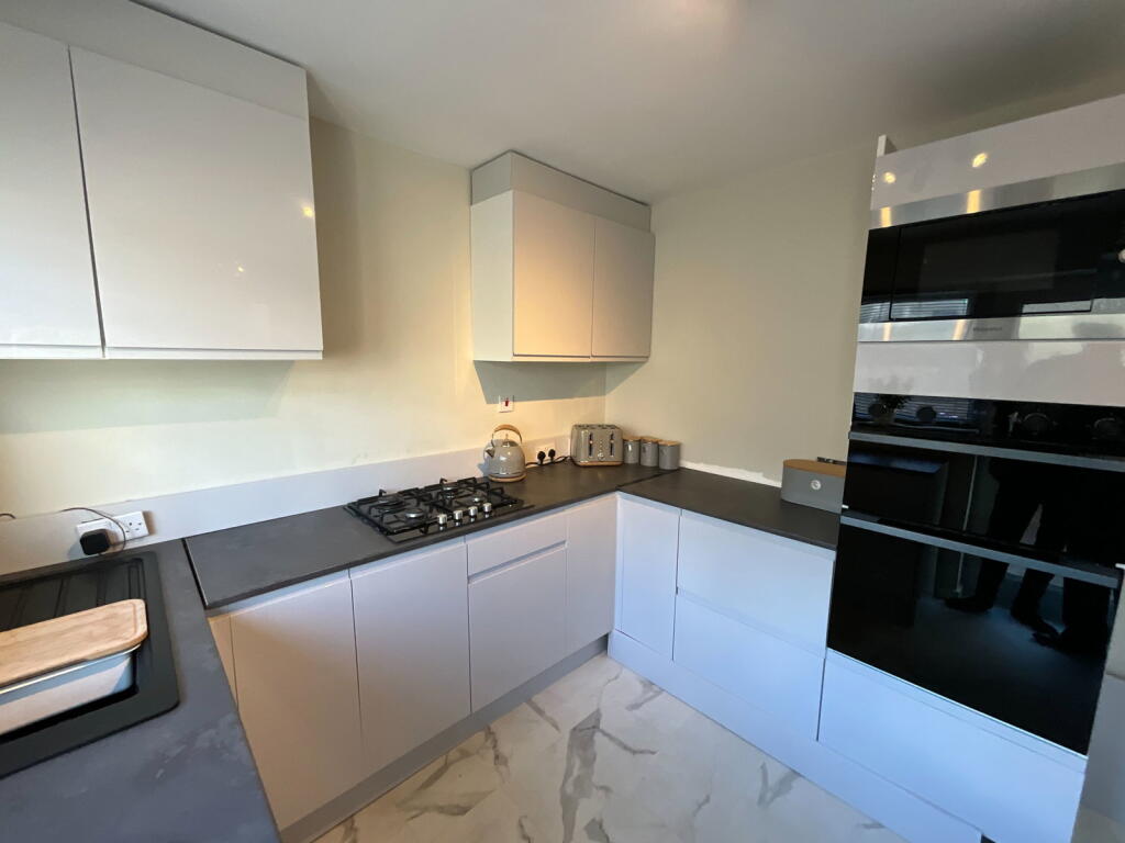 Additional image 6 of HALESOWEN, Loughton Grove