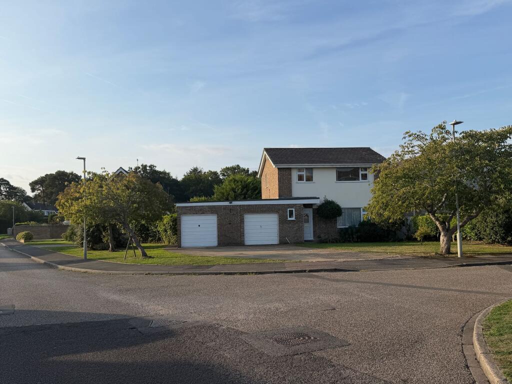 South Western Crescent, Lower Parkstone, Poole, BH14
