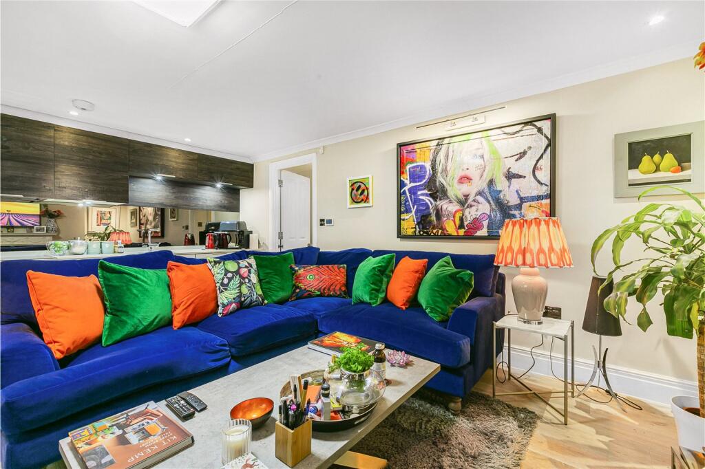 Apartment in London - View 5