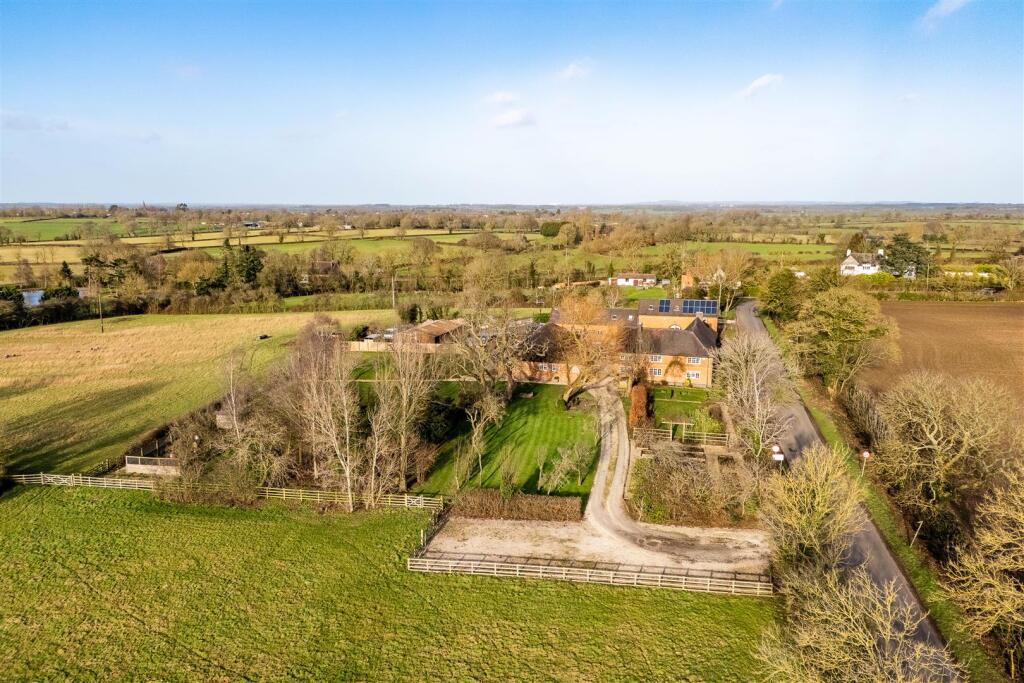 Main image of property: Wykin Road, Wykin, LE10