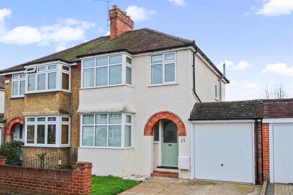 Main image of property: DILSTON ROAD, LEATHERHEAD, KT22