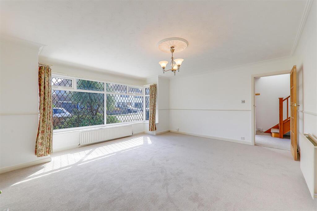 Bernard Road, West Worthing, BN11 photo 3