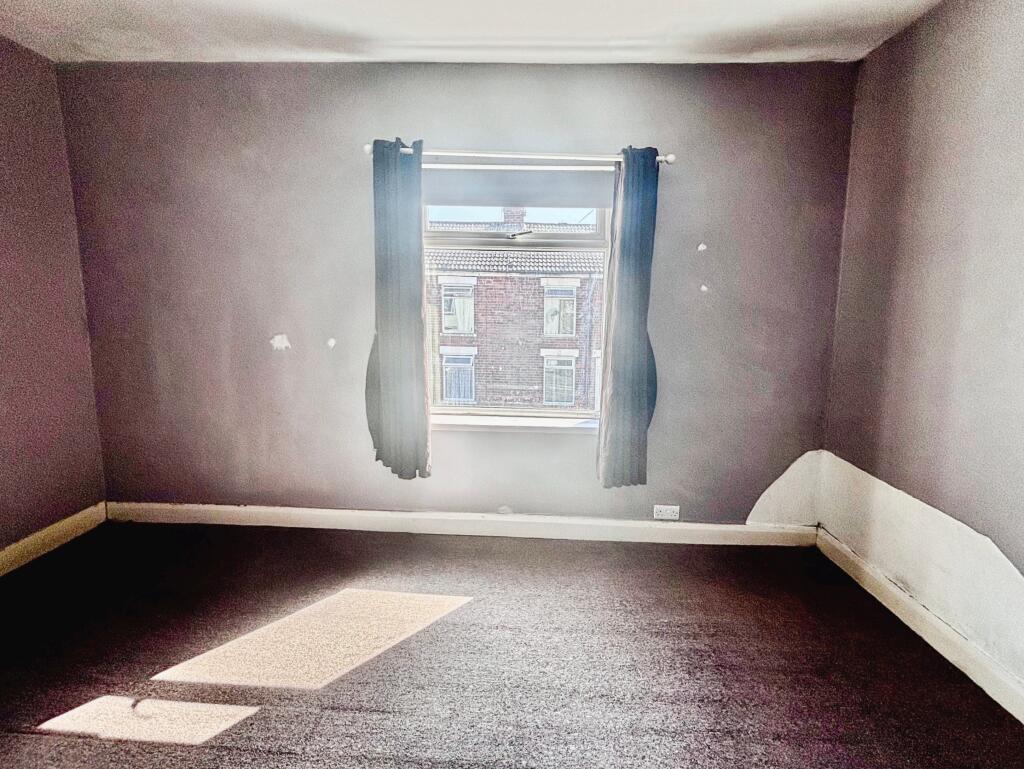 House in Hull - More