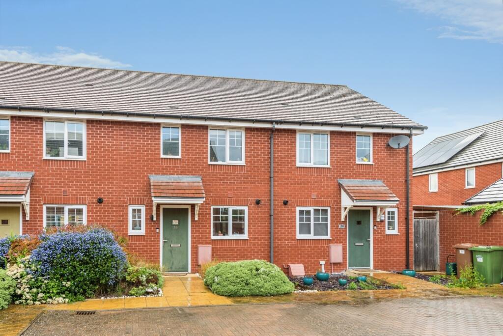 Main image of property: Ampthill Way, Faringdon, Oxfordshire, SN7
