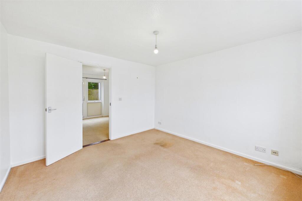 House in Truro - View 4