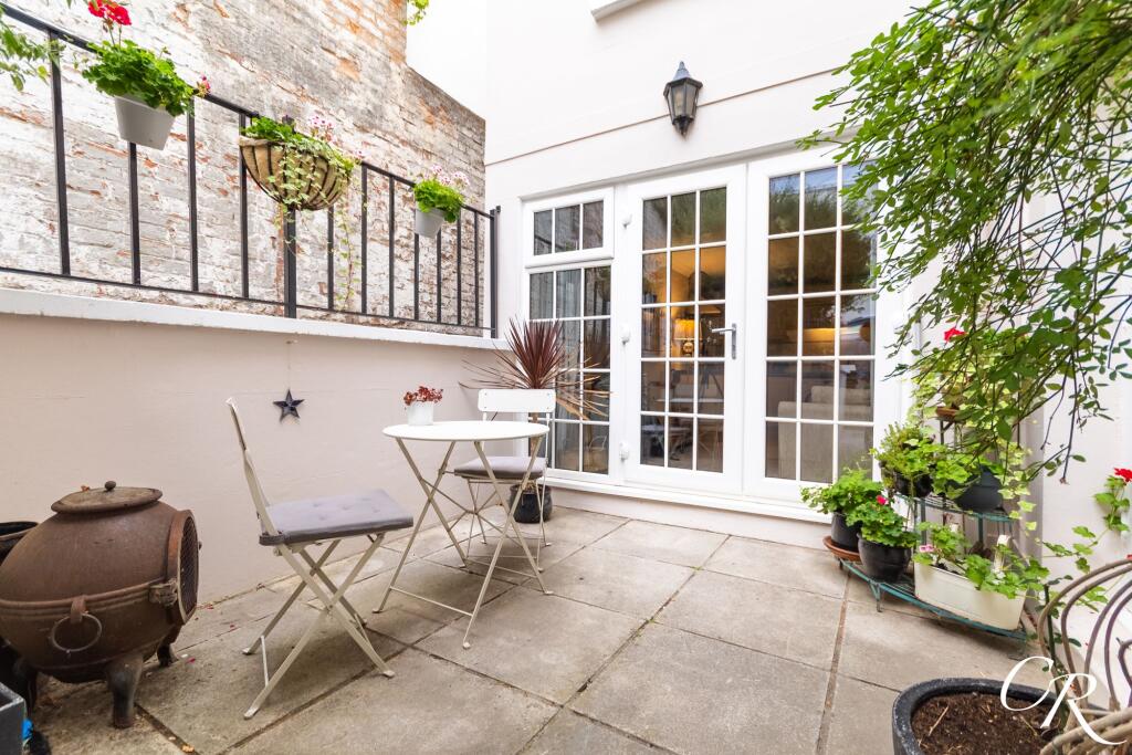 Apartment in Cheltenham, Marle Hill, Pittville - View 4