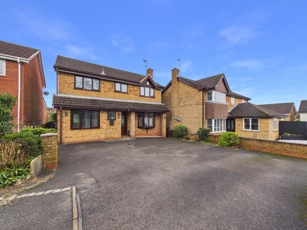 Main image of property: Cardrona Close, Oakwood