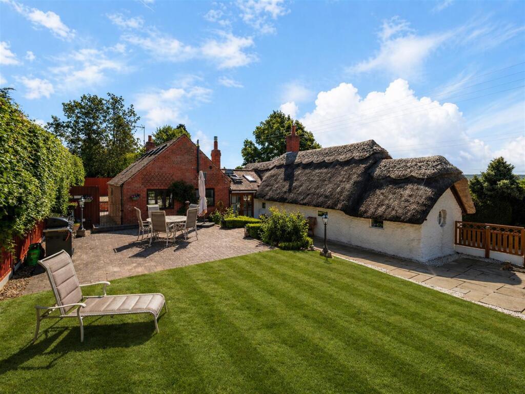 Main image of property: The Thatch, Henley-In-Arden, B95